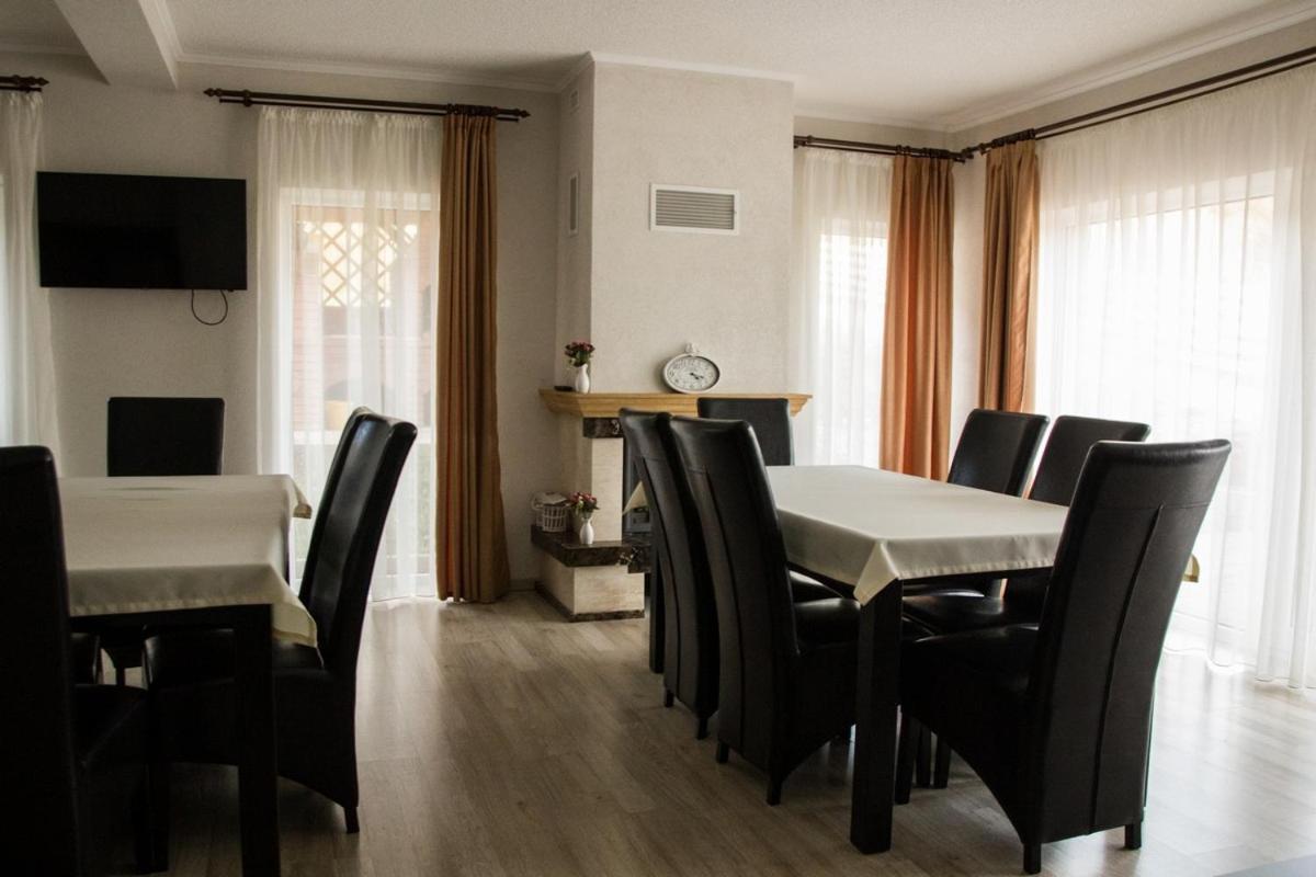 Pensiunea Casa Din VII Seusa Екстериор снимка